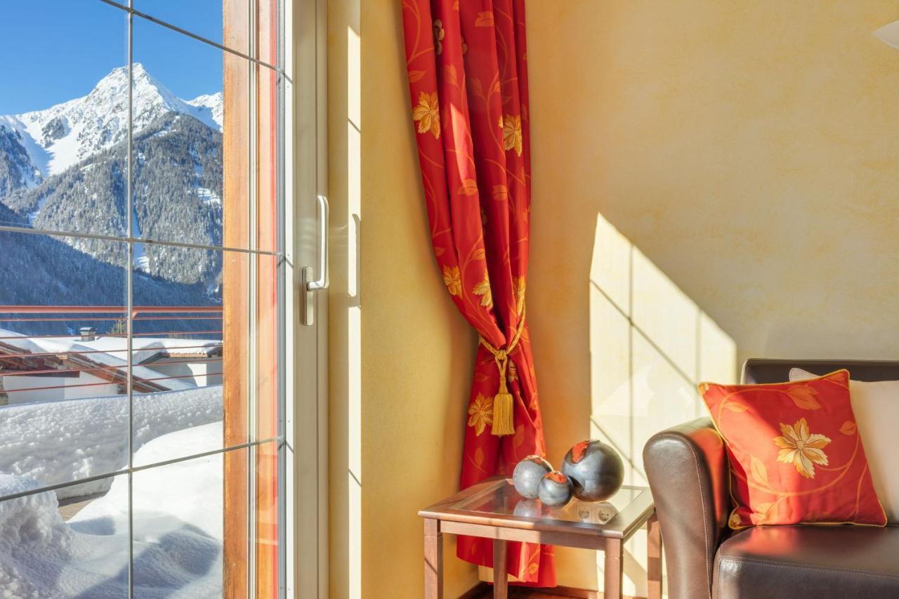 Berg-Spa & Hotel Zamangspitze Sankt Gallenkirch Esterno foto