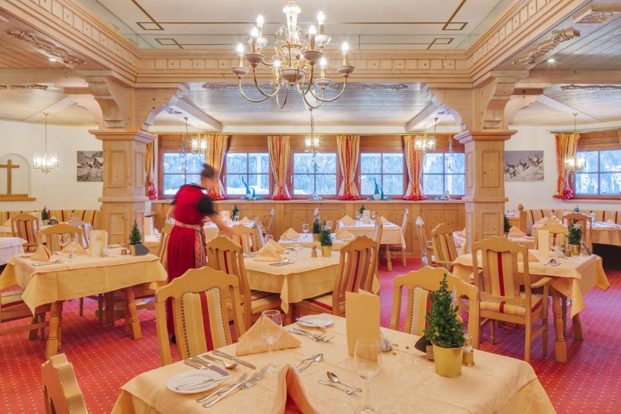 Berg-Spa & Hotel Zamangspitze Sankt Gallenkirch Esterno foto