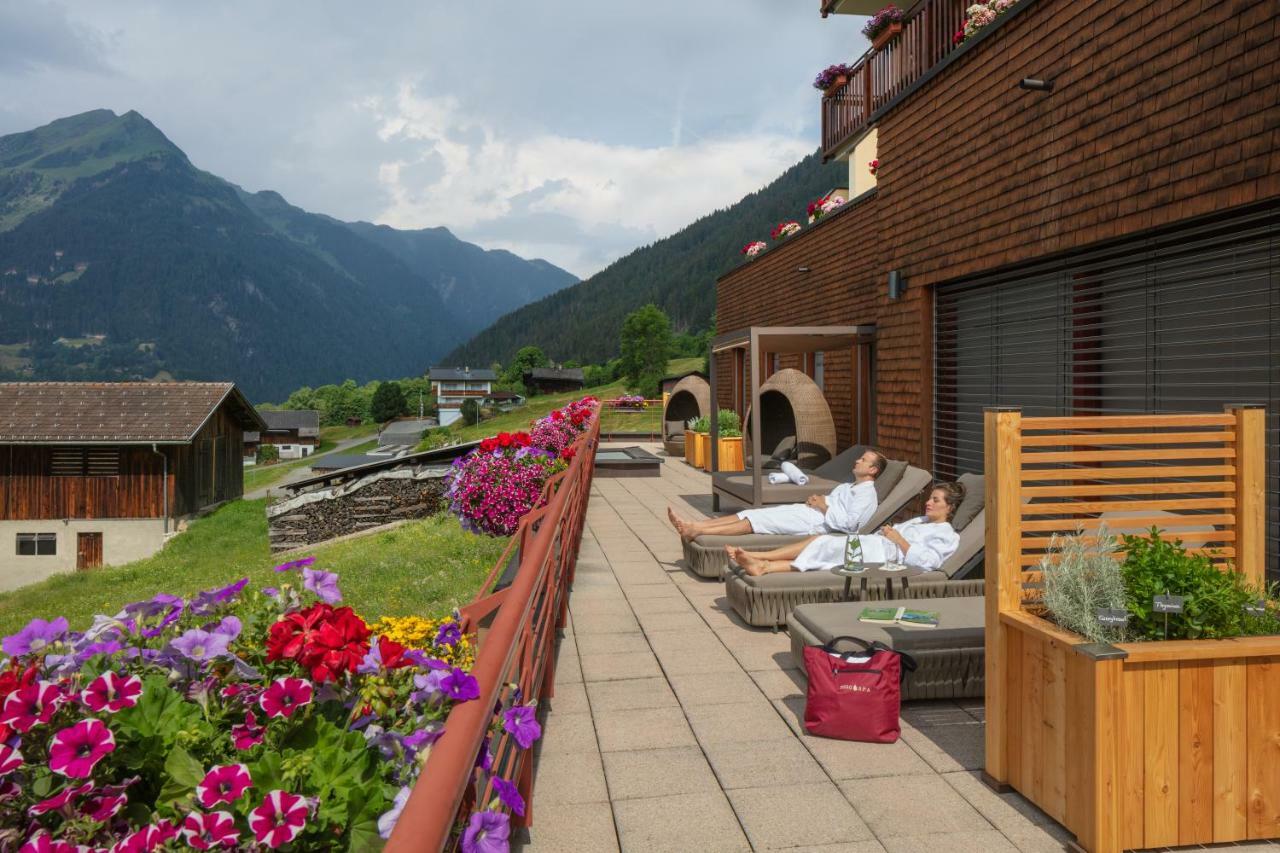 Berg-Spa & Hotel Zamangspitze Sankt Gallenkirch Esterno foto